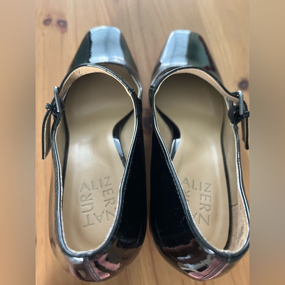 Naturalizer Black Mary Jane Patent Pumps - Picture 7 of 13